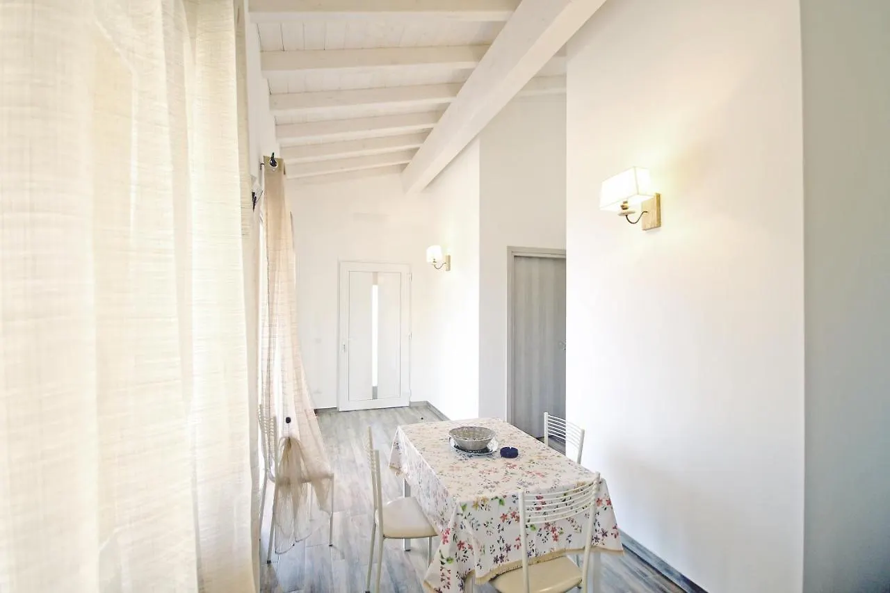 Villa Artemide Каполивери Италия